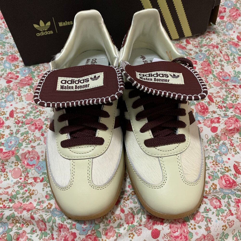 Adidas Casual Low-Top Sneakers